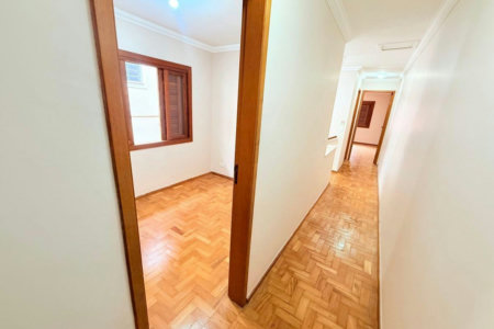 Casa à venda com 3 quartos, sendo 1 suíte,  em Jardim Olympia, São Paulo, SP