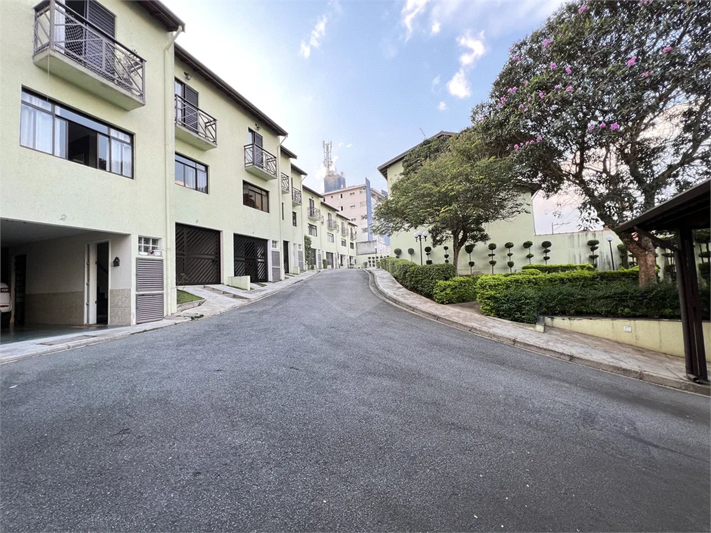 Casa com 2 dormitórios em condomínio fechado à Venda no Tremembé - Lindo1
