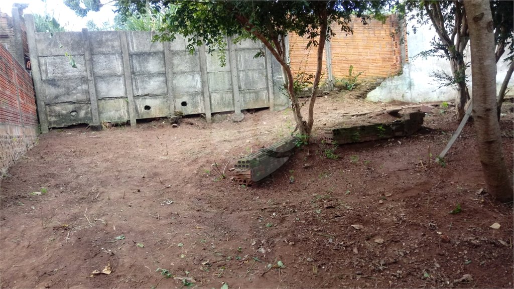 Terreno com 586,00 m² de área total na Vila Costa do Sol.