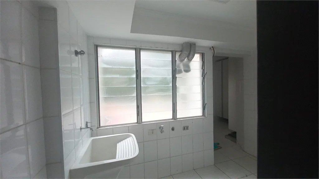 Apartamento à venda com 3 quartos, sendo 1 suíte, em Vila Andrade, São Paulo, SP