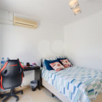 Casa à venda com 4 quartos, sendo 2 suítes, no condomínio Villa Franz Schubert, São Paulo - SP