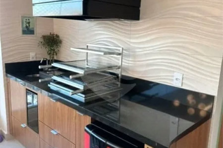 Aptº venda Mooca, 149m², andar alto, 4 dorms, 3 suítes, 2 vagas, varanda gourmet, ar condicionado.