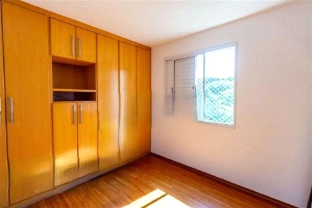 Apartamento à venda com 3 quartos, sendo 1 suíte,  em Morumbi, São Paulo, SP