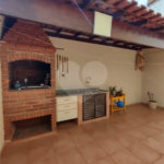 Linda casa à venda no bairro Santa Maria em São Caetano do Sul, 257 m², 3 quartos (1 suíte) e 6 vagas de garagem