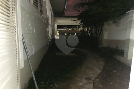 Maravilhosa casa ampla e térrea na região do Estância Suiça