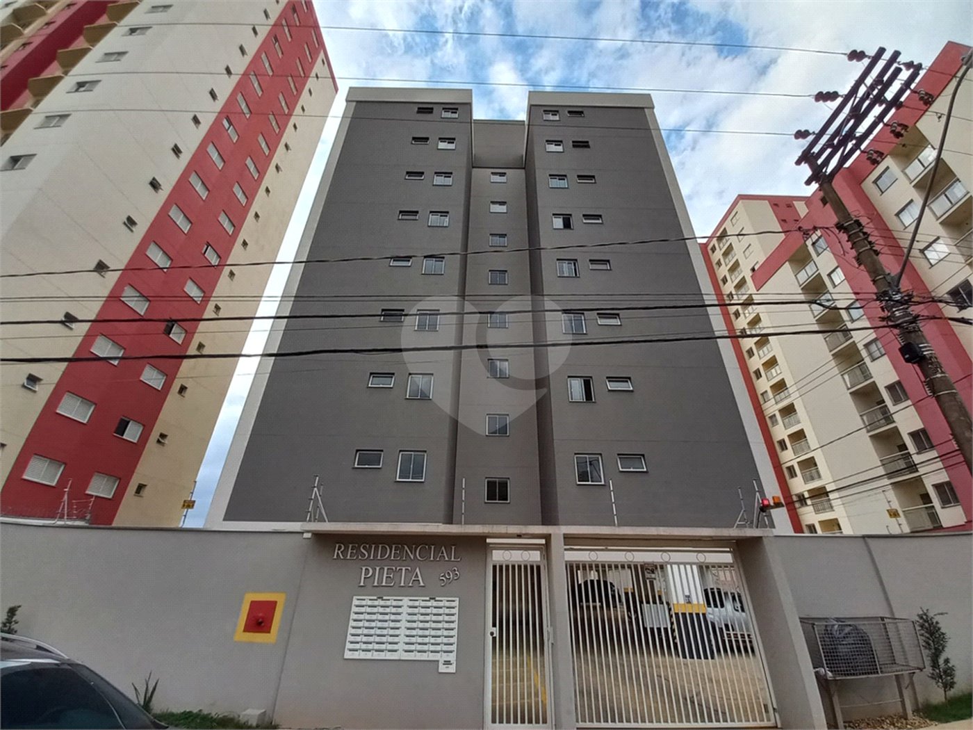 Apartamento no Condomínio Residencial Pieta .