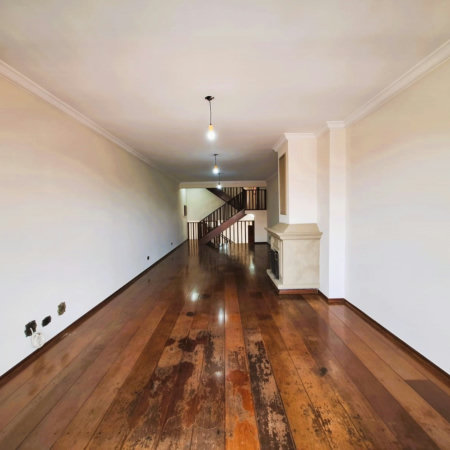 Casa à venda com 4 suítes, sendo 1 suíte externa, no Jardim Bonfiglioli, São Paulo - SP