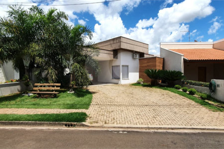 Casa para venda em Araraquara/SP.