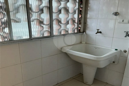 Apartamento Paraíso para locação