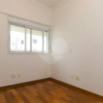 Cobertura duplex à venda na Mooca de 277m² com 3 dormitórios, 1 suíte e 3 vagas.