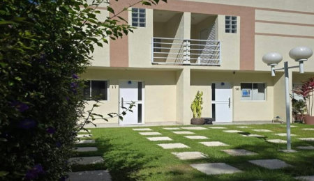 Sobrado à venda com 2 quartos no condomínio Ville de Vie 2, Cotia - SP