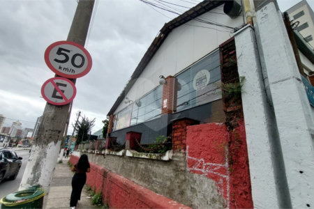 Área excelente para incorporadoras, ao lado do Metrô São Paulo-Morumbi.