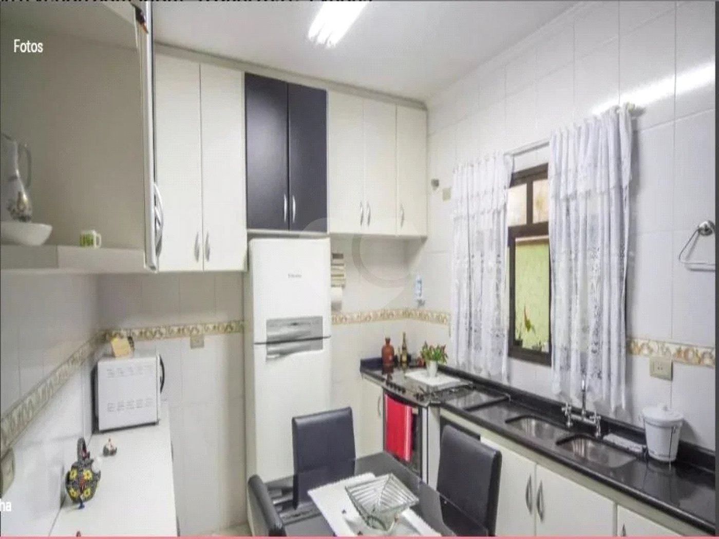 Casa com 150m² , 3 dormitórios , sendo 3 suítes , 4 vagas , à venda na Vila Formosa.