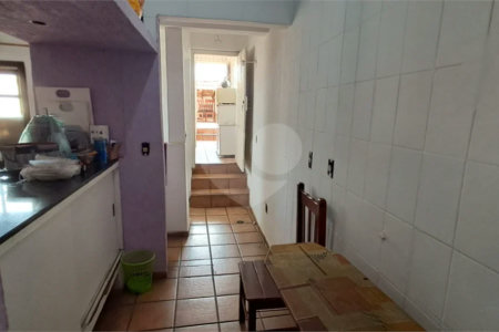 Sobrado à venda | 740 m² | 5 dormitórios (1 suíte) no Bom Retiro!