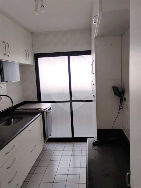 Vende-se apartamento na Vila Mascote