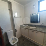 Apartamento Cobertura, no Condomínio Porto Sol.