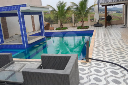 Chácara em Área Rural de Piracaia, com casa principal + 4 kitnets alugadas, excelente localização