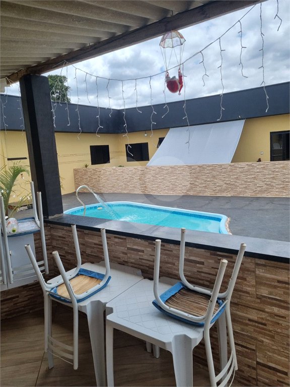 Casa Térrea à venda com 3 quartos, sendo 1 suíte,  no Centro, Ibaté, SP