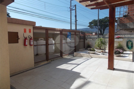 Confortável apartamento no Jardim Floresta em Aibaia sp