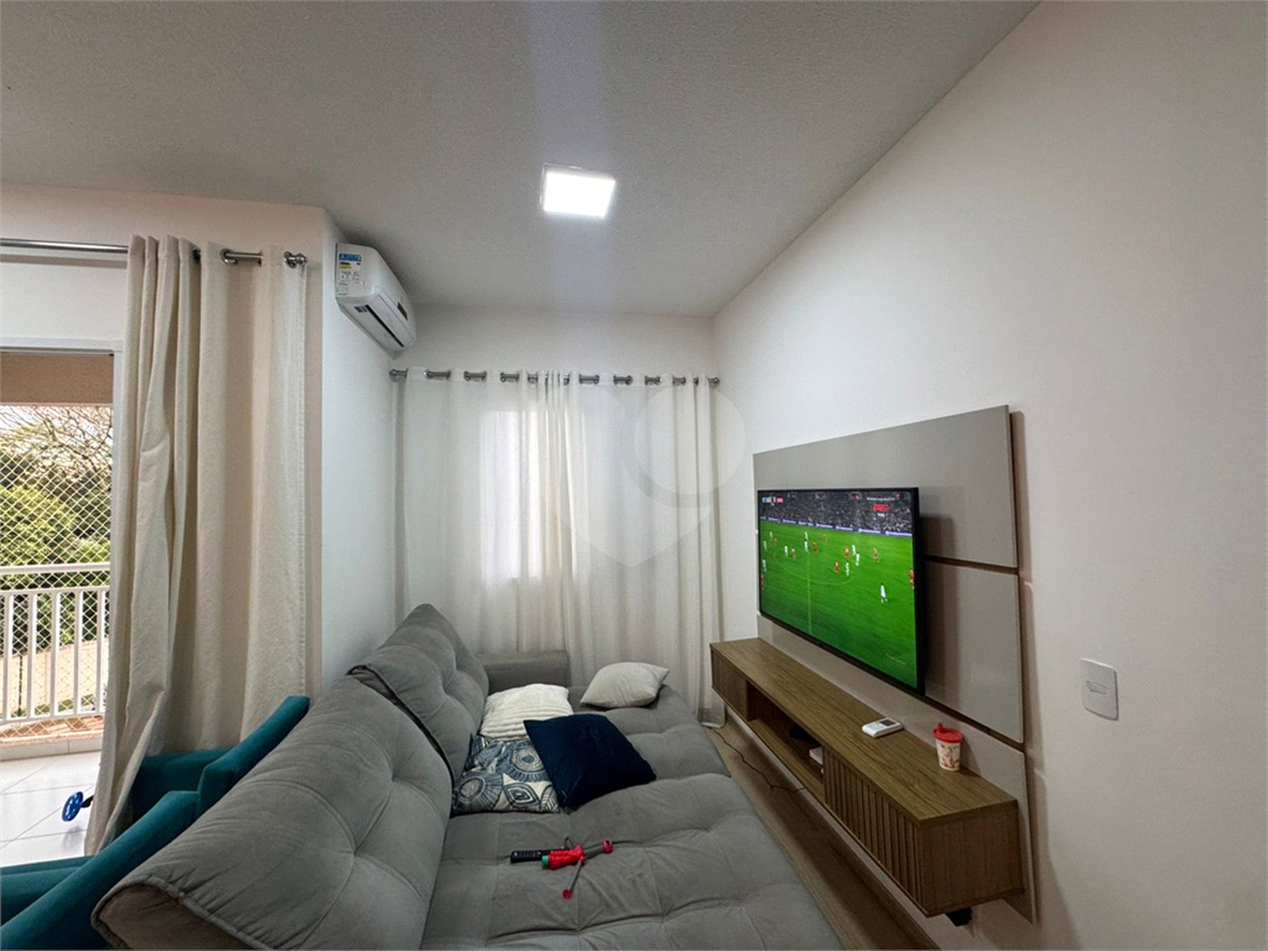 Apartamento de 2 dormitórios, no Vila Verde Sabará, em São Carlos.