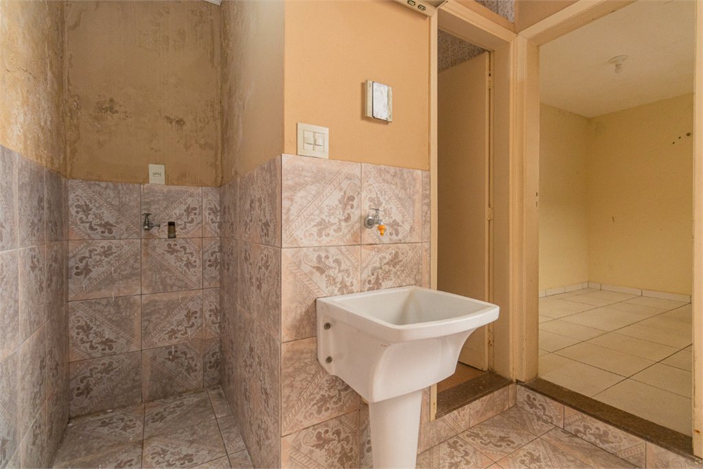 Sobrado à venda com 3 quartos, sendo 1 suíte, em Vila Mascote, São Paulo, SP