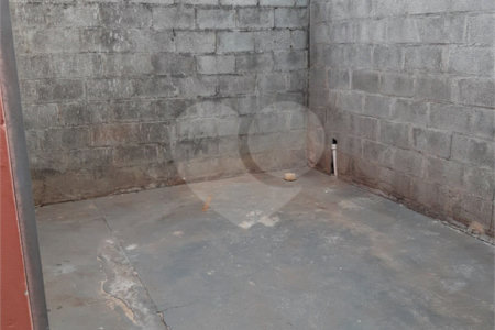 Casa Térrea no Condomínio Sempre Verde I.