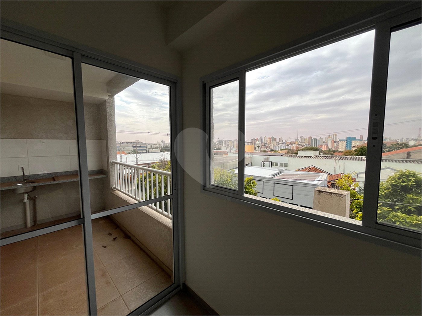 Apartamento á venda na região da Vila Prado.