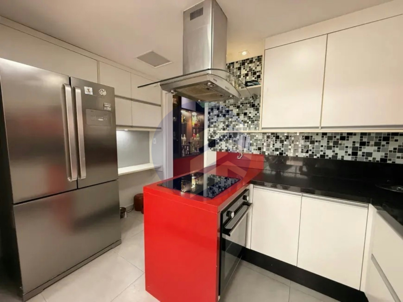 Casa à venda com 2 quartos, sendo 2 suítes, no condomínio Vilas V, São Paulo - SP
