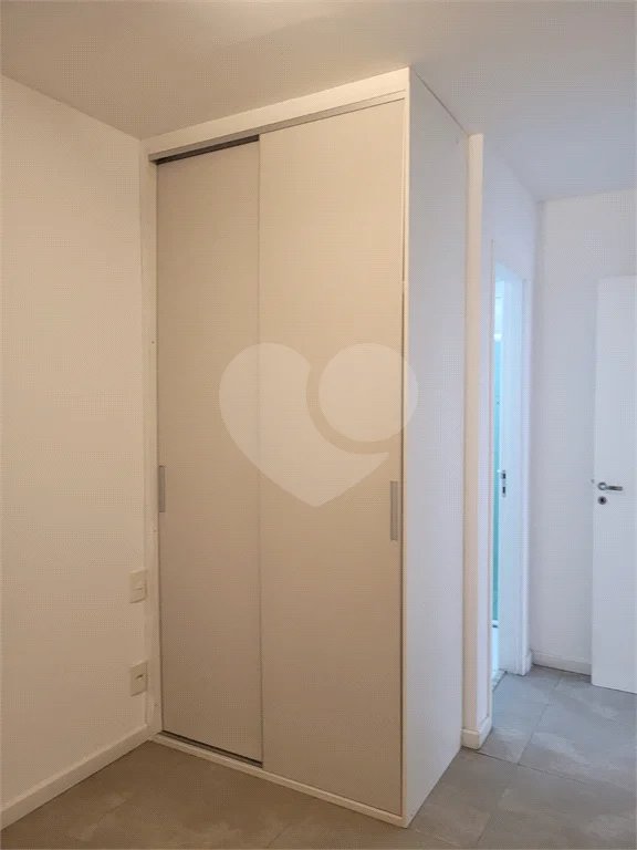 Apartamento à venda no Bom Retiro com 2 dormitórios