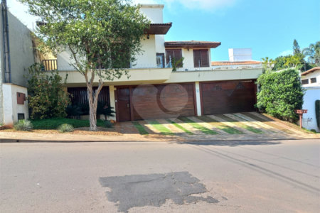 Casa Térrea na XV de Novembro .