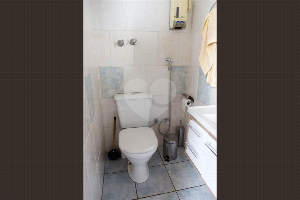 Casa à venda com 222m², 3 quartos e 2 vagas