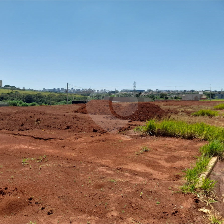 Terreno à Venda no Bairro Salto do Monjolinho/São Carlos/SP