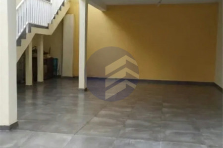 Sobrado à venda ou para alugar com 3 quartos, sendo 1 suíte, em Jaguaré, São Paulo - SP
