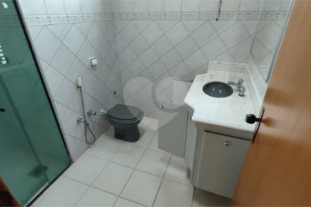 Casa à Venda em São Carlos, no bairro Portal do Sol