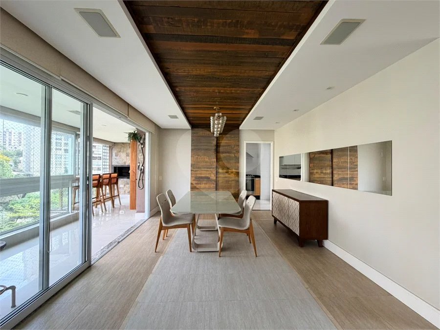 Apartamento à venda com 3 suítes em Vila Mariana, São Paulo, SP