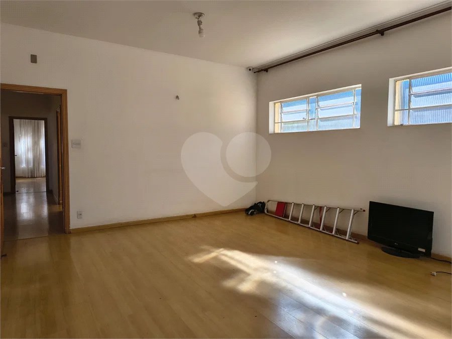 Casa para alugar com 3 quartos, sendo 1 suíte, em Jardim Dos Estados, Poços de Caldas - MG