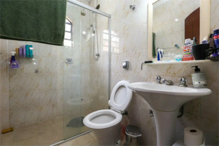 Casa à venda com 4 quartos, sendo 2 suítes,  em Vila Sônia, São Paulo, SP