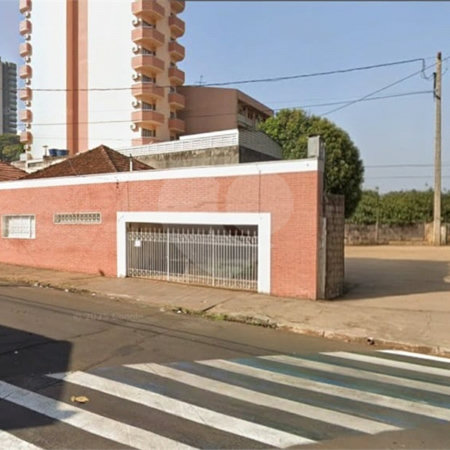 Terreno à Venda – Localização Comercial e Residencial
