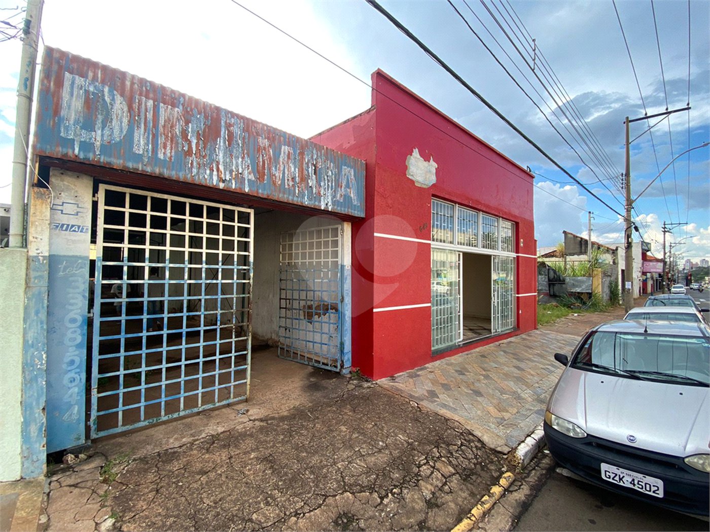 Galpão comercial na Avenida São Carlos- Vila Lutfalla
