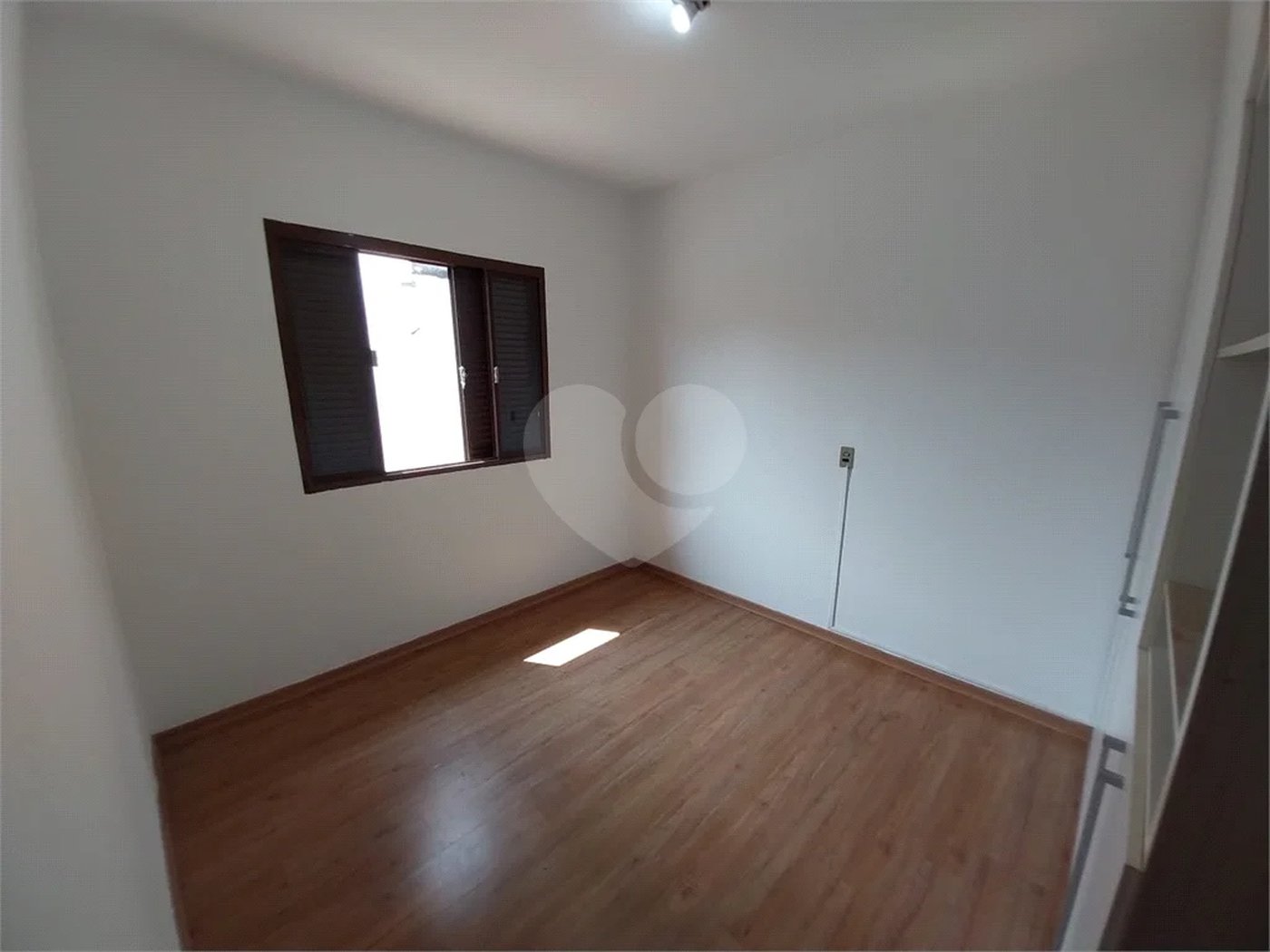 Casa à venda com 3 quartos em Vila Bossi, Louveira, SP