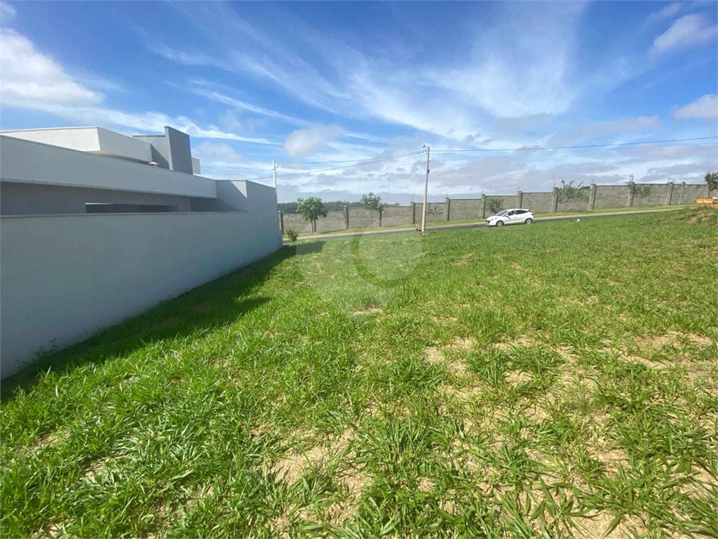 Lote no Condomínio Village Damha IV