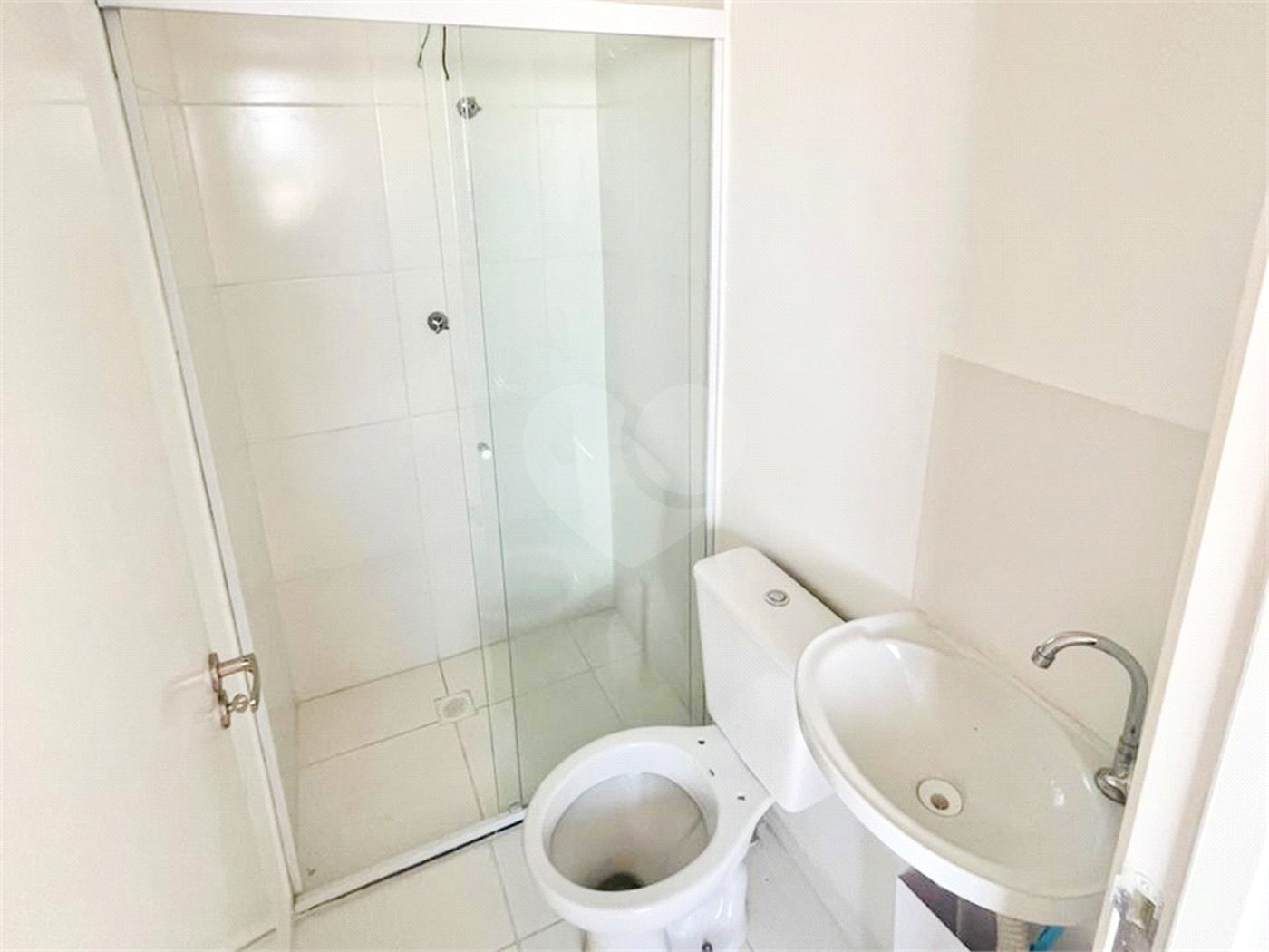 Studio mobiliado a venda no Ipiranda com 1 dormitorio e lazer.