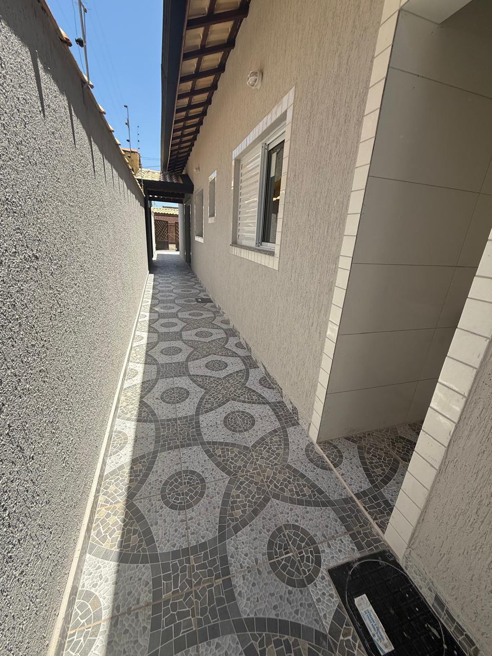 🏖️ Oportunidade Imperdível em Itanhaém – Casa com Piscina à Venda!