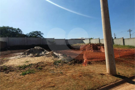 Terreno no Condomínio Tivoli , localizado em Araraquara/SP.