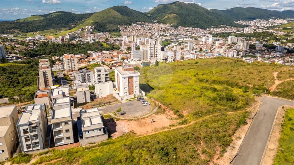 Lote de 570m² no residencial Veredas em Poços de Caldas