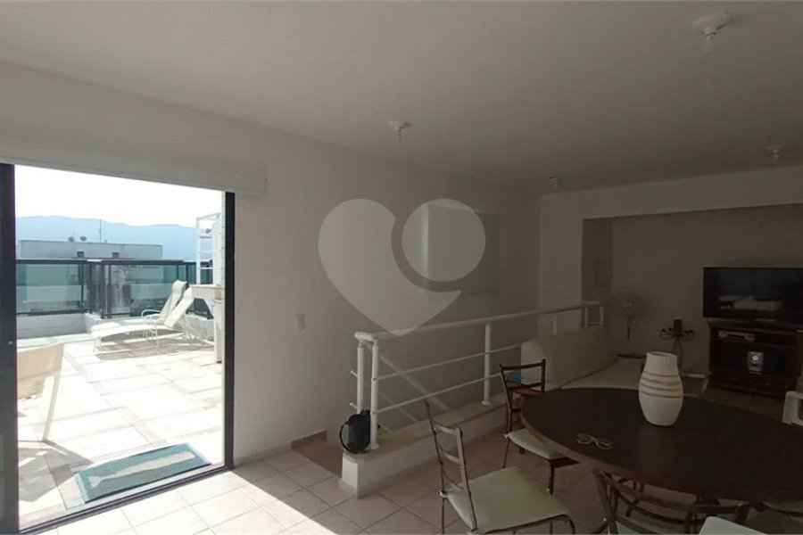 Cobertura à venda com 3 suítes em Riviera de São Lourenço, Bertioga, SP