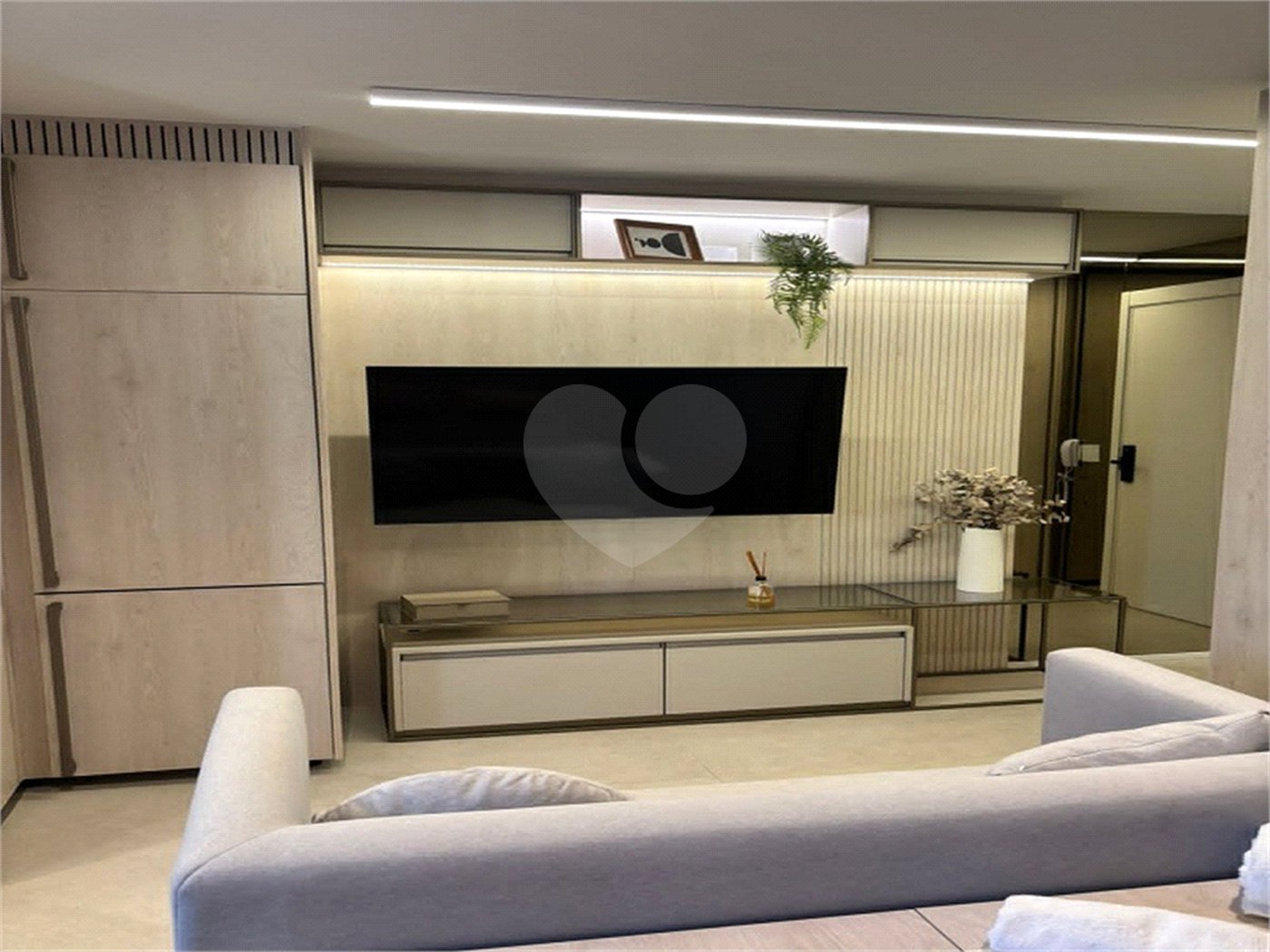 Maravilhoso Studio na Vila Nova Conceição, totalmente mobiliado 26 m2, 1 dormitório, 1 vaga