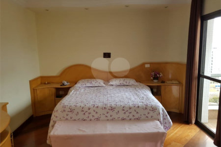 Apartamento 4 dormitórios na Saúde