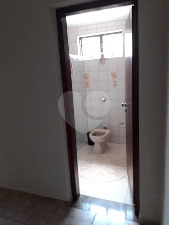 Sobrado à venda com 3 quartos em Jardim Bicão, São Carlos, SP