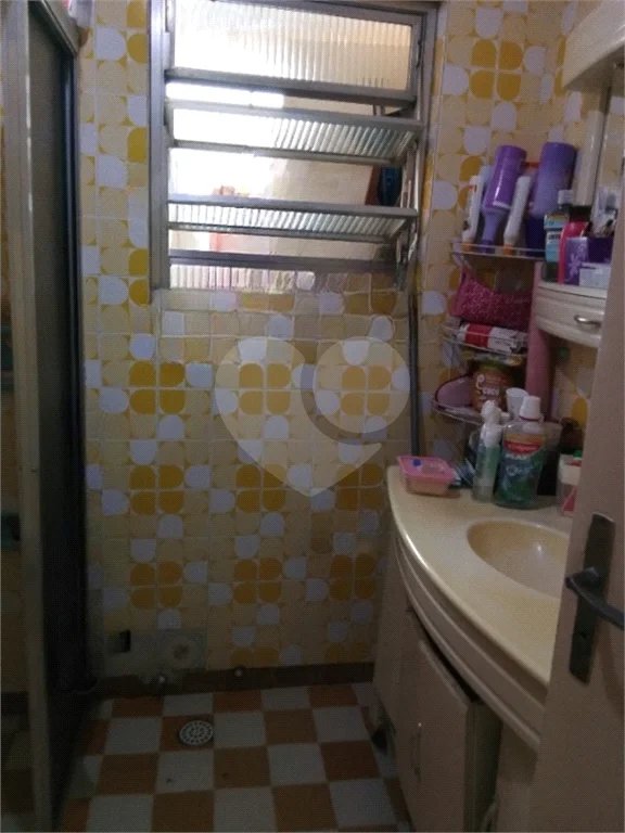 Apartamento com 83m² , 2 dormitórios , 2 vagas , à venda no bairro Cerâmica em São Caetano do Sul.